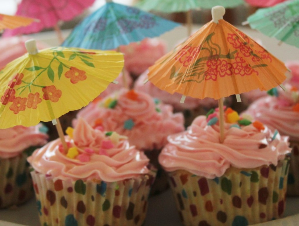 Fancy Nancy Cupcakes (Fancy Nancy Birthday Party)